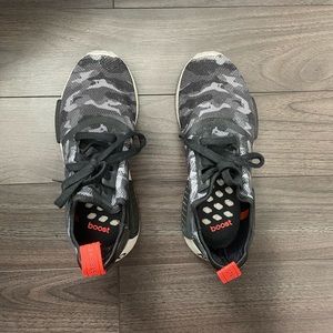 ADIDAS NMD R1 CAMO